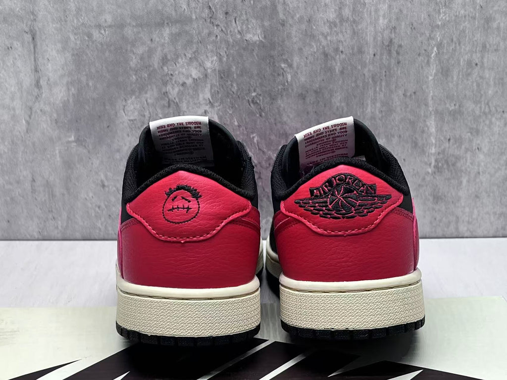 Air Jordan 1 Retro Low OG “Black Varsity Red”