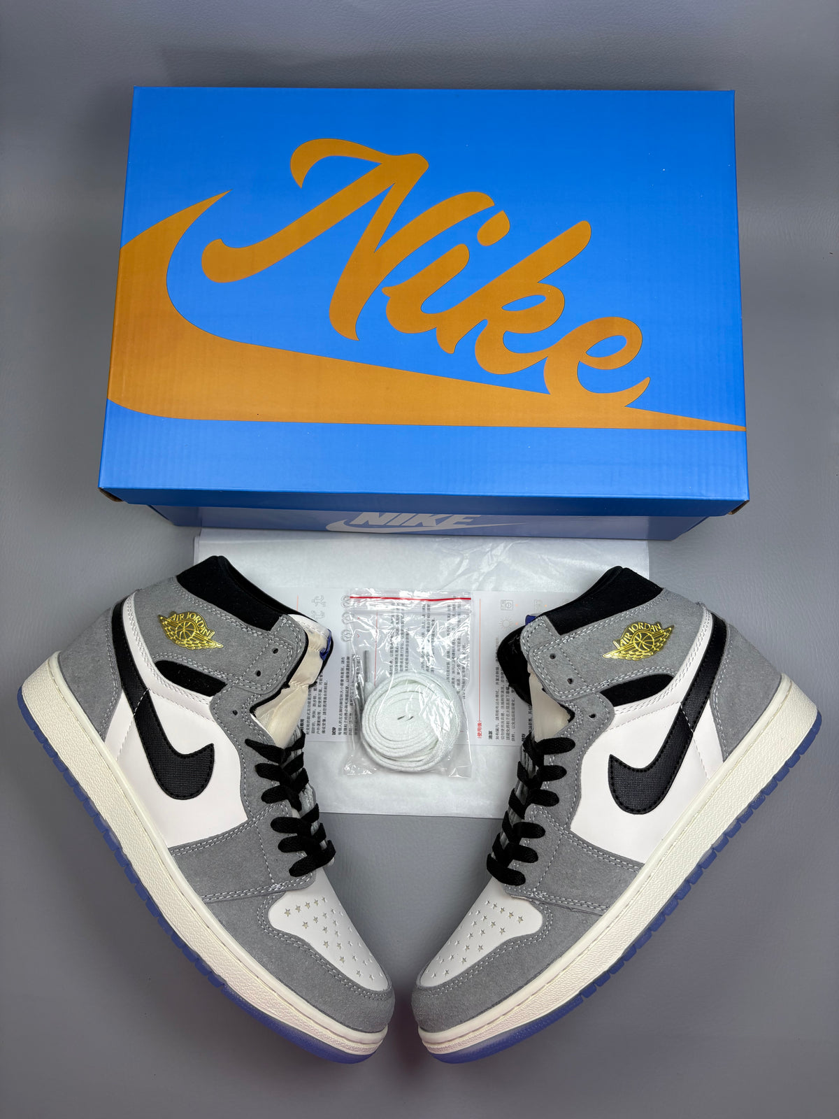 Air Jordan 1 Retro High OG 'Cool Grey'