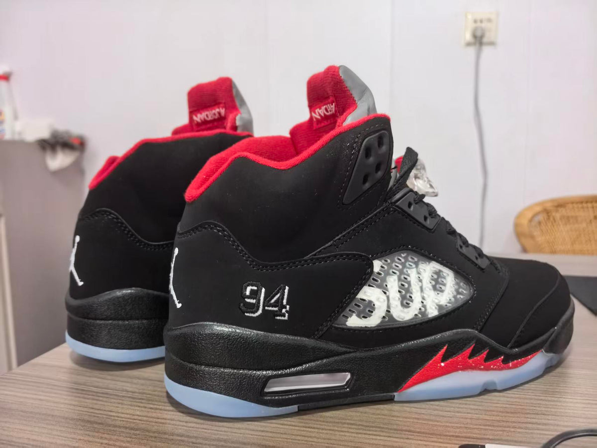 Supreme x Air Jordan 5 Retro 'Black'