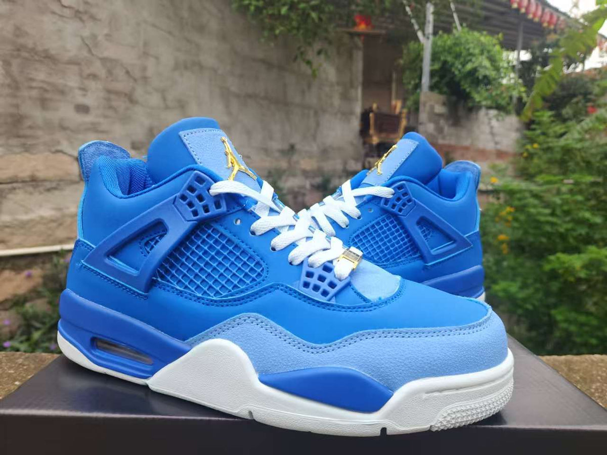 Air Jordan 4 Retro Flyknit 'Hyper Royal' (AQ3559-400)