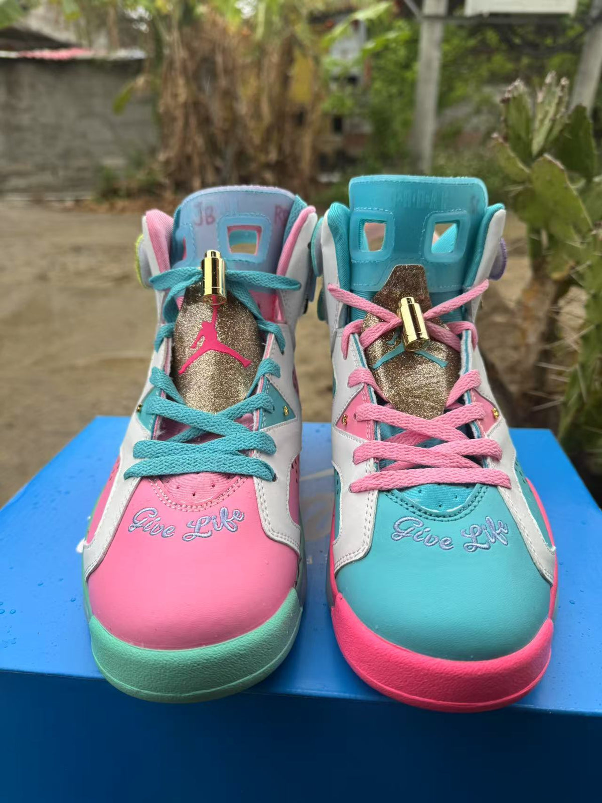 Air Jordan 6 Retro Awake NY “Playful Pink”