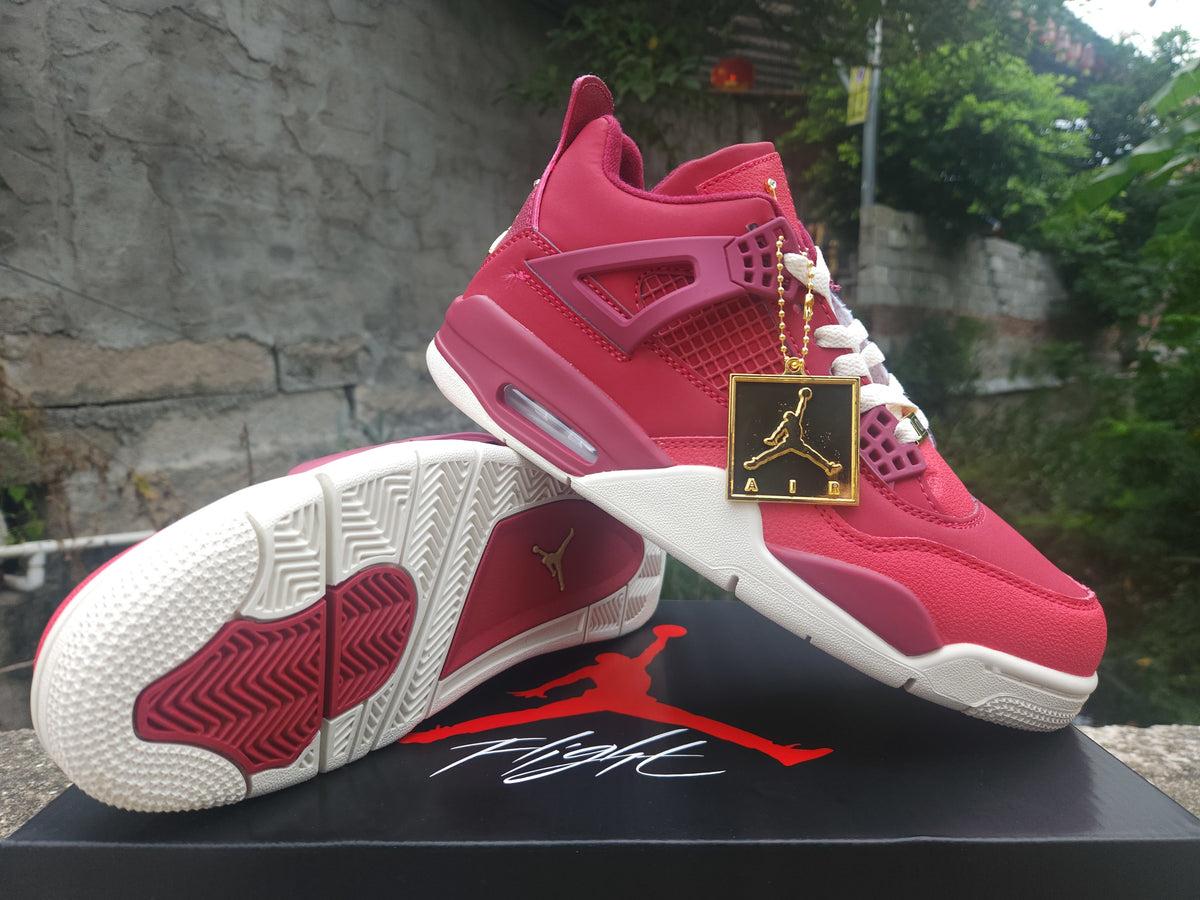 Air Jordan 4 Retro Flyknit 'University Red'