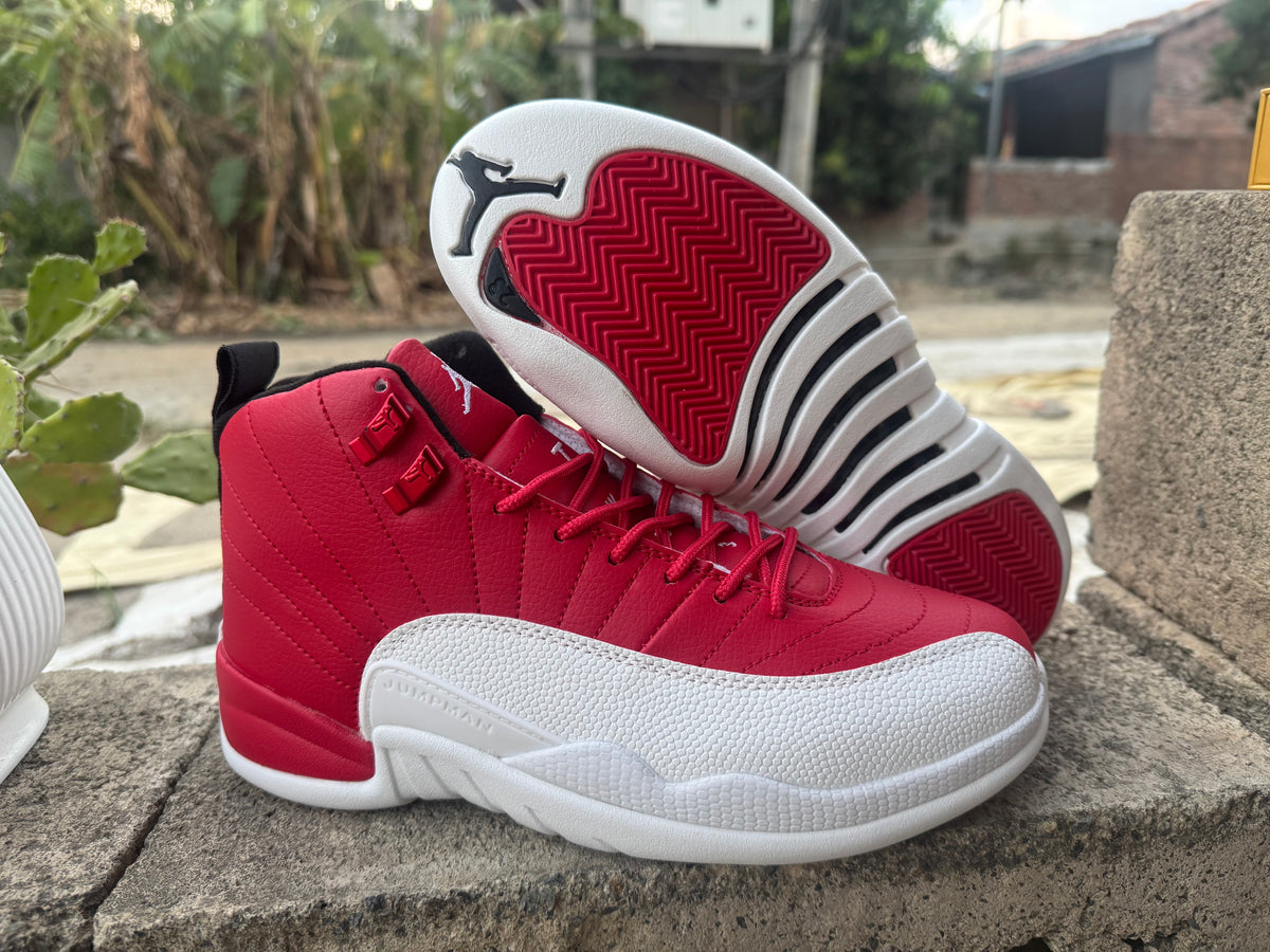 Air Jordan 12 Retro "Gym Red"