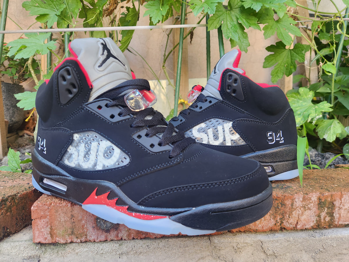 Supreme x Air Jordan 5 Retro “Black”
