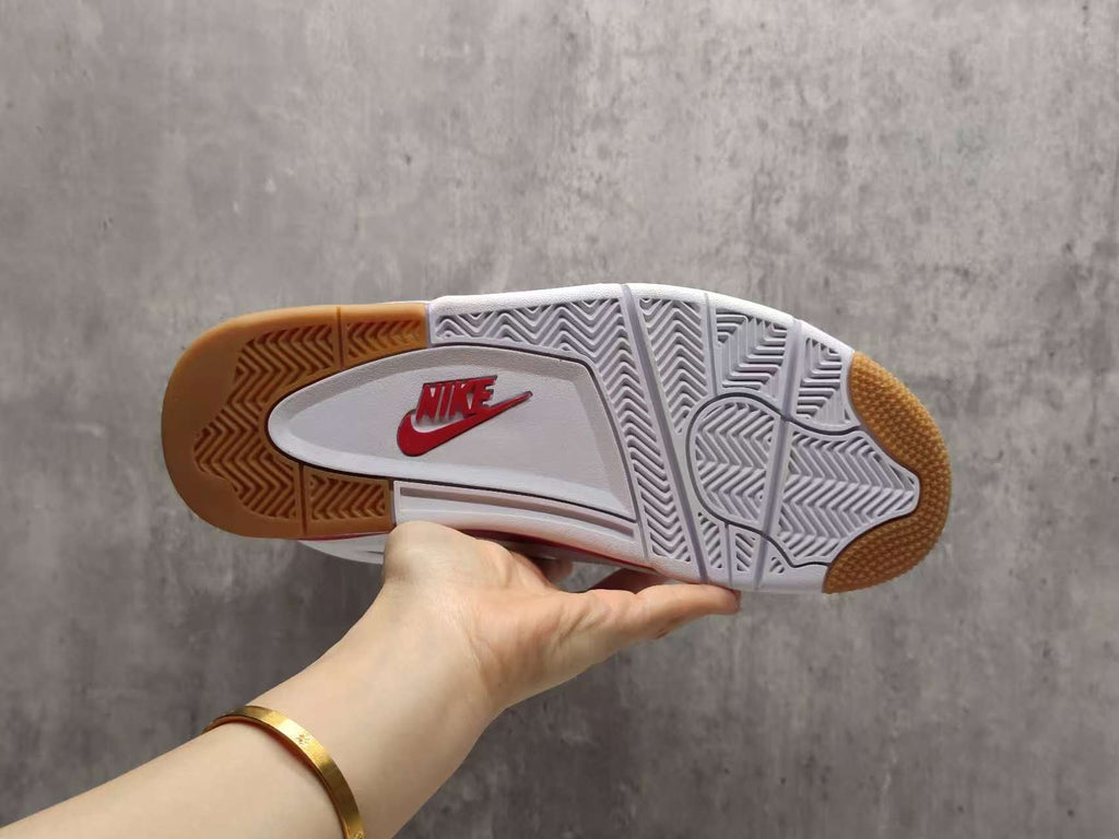 Air Jordan 4 Retro 'Sierra Red' Valentine's Day (2026)