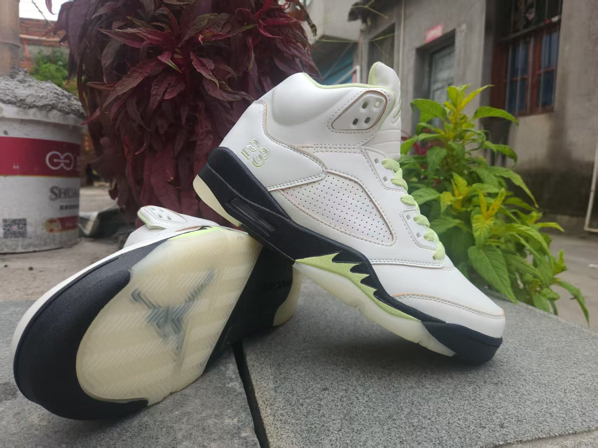 Air Jordan 5 Retro WMNS 'Luminous Green'