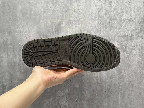 Air Jordan 1 Low x Travis Scott "Reverse Mocha"