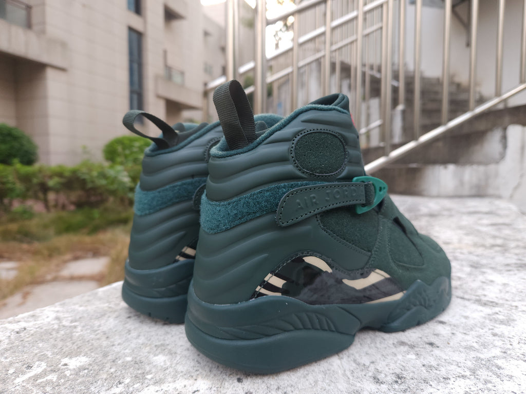 Air Jordan 8 Retro "Tinker Air Raid"