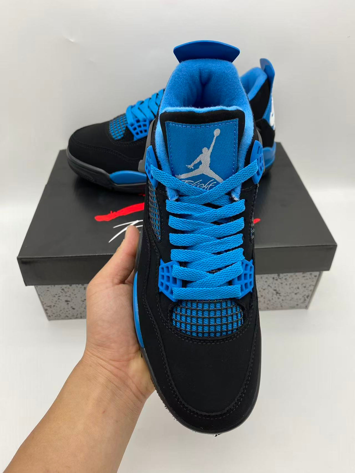 Air Jordan 4 Retro 'Blue Thunder'