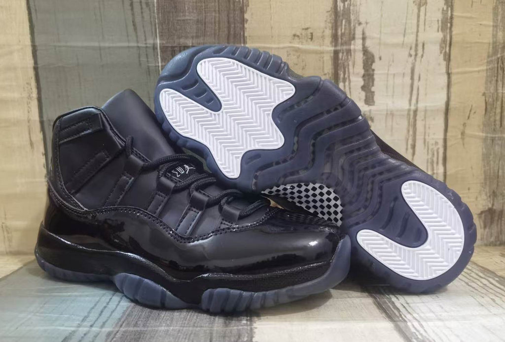 Comme des Garçons Homme Plus x Air Jordan 11 Retro “Black”