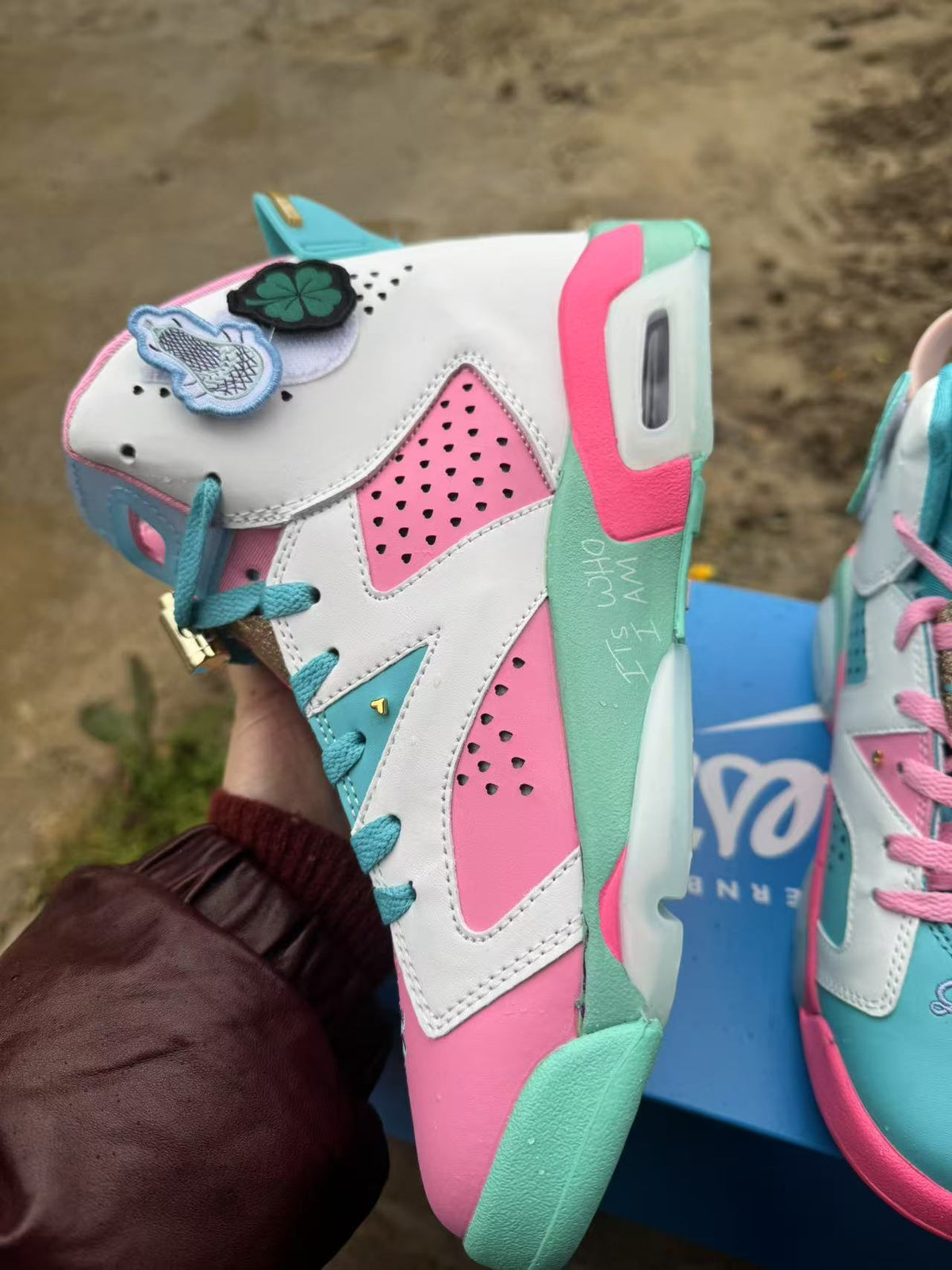 Air Jordan 6 Retro Awake NY “Playful Pink”