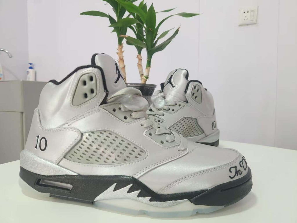 Women’s Air Jordan 5 Retro “Wings”