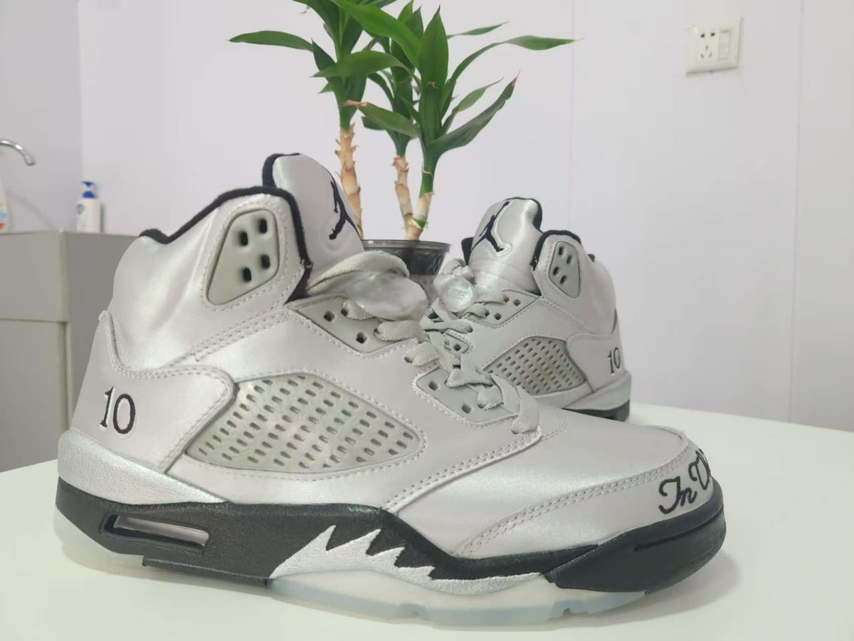 Women’s Air Jordan 5 Retro “Wings”