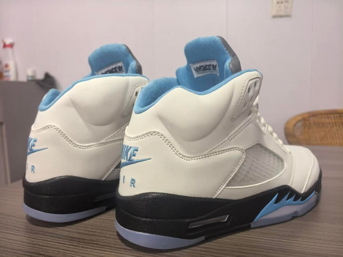 Air Jordan 5 Retro 'White / Light Blue / Black'