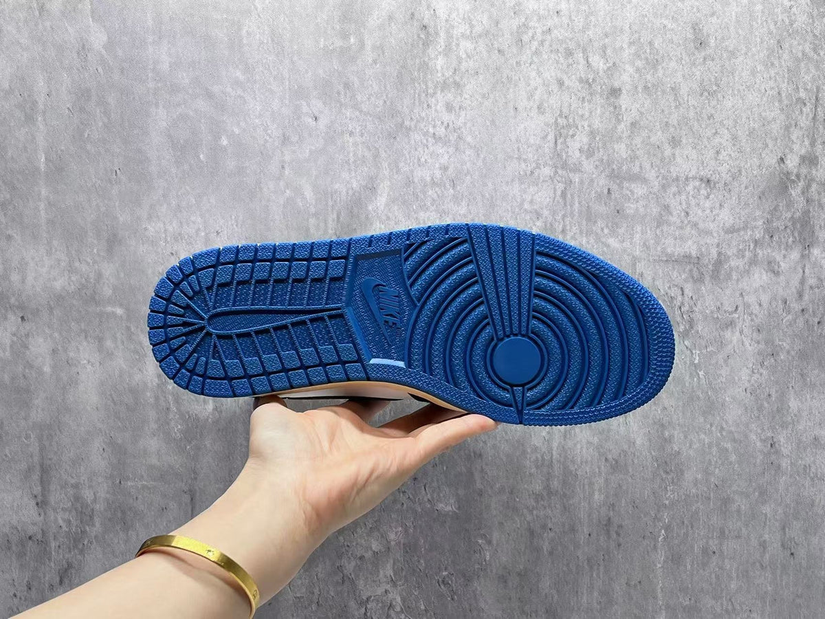 Air Jordan 1 Low “White / Blue Lightning”
