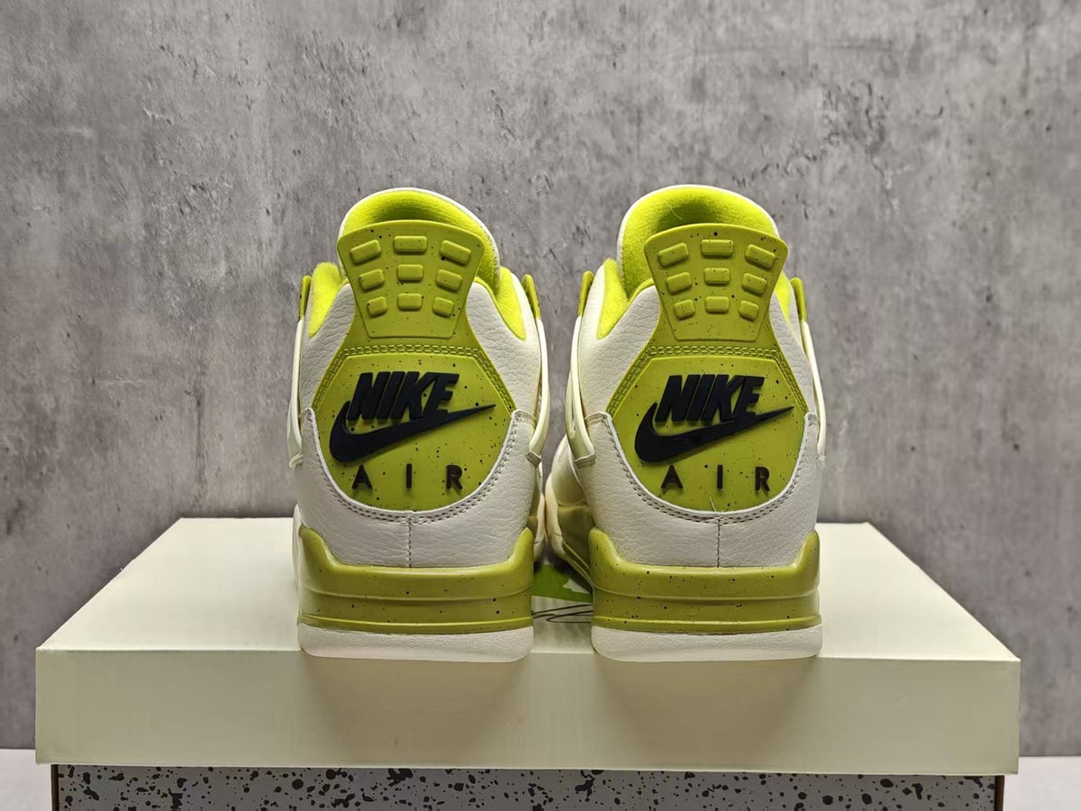 Women's Air Jordan 4 Retro 'Oil Green'