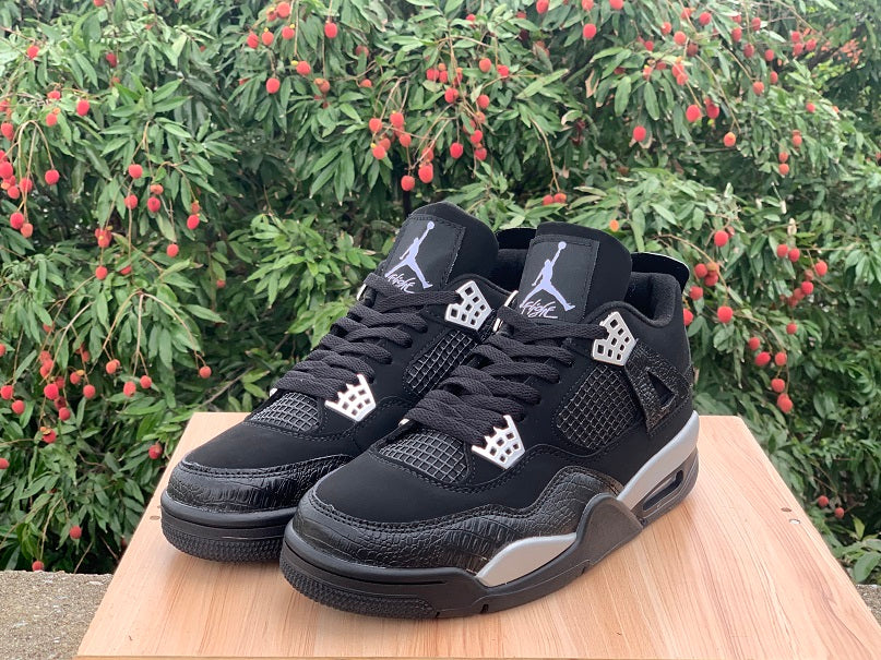 Air Jordan 4 Retro WMNS 'Spotlight'