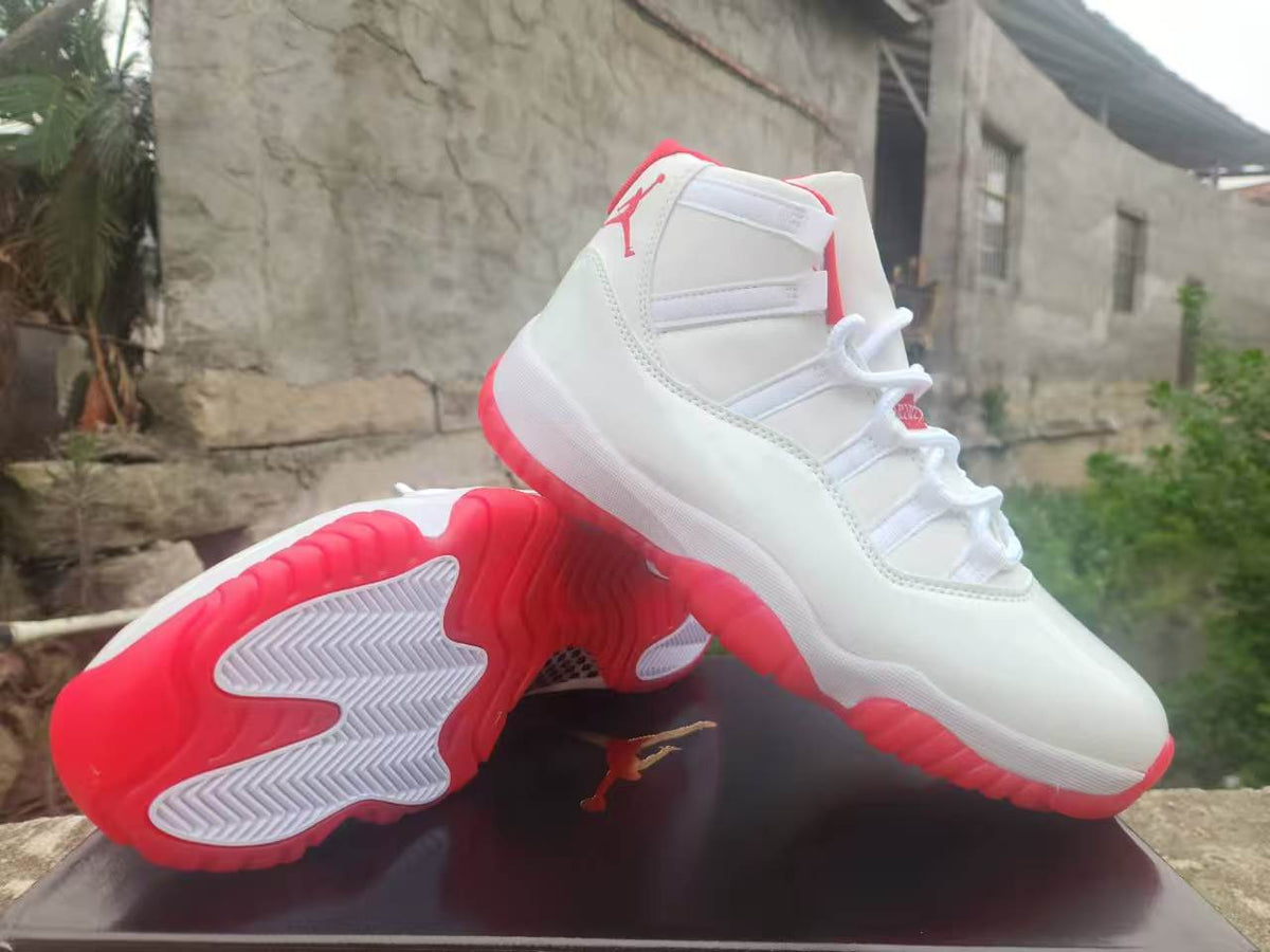Air Jordan 11 Retro Custom 'White / Varsity Red'