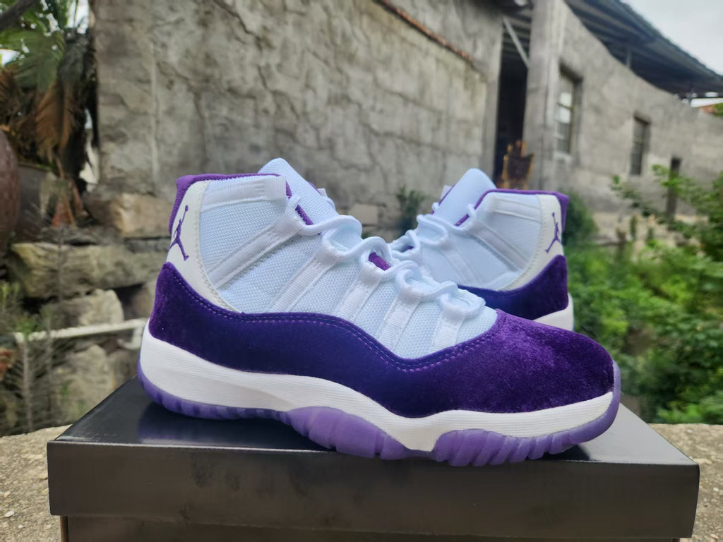 Air Jordan 11 Retro 'White / Royal Purple'