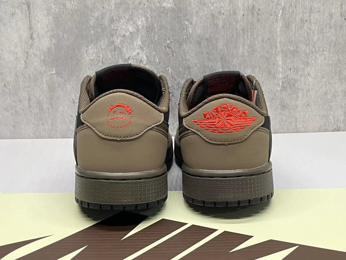 Travis Scott x Air Jordan 1 Retro Low OG SP “Velvet Brown”